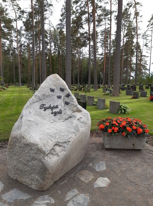 Tyhjän sylin kivi