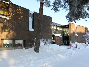 Uuden kirkon seurakuntakeskus Uuden kirkon seurakuntakeskus